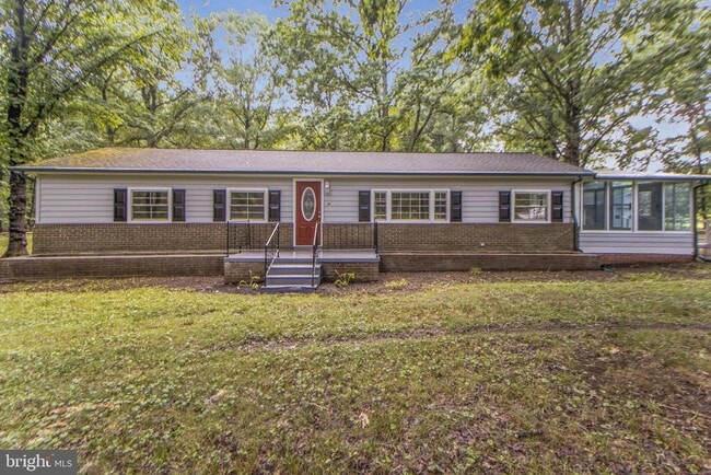 property at 1615 Truslow Rd