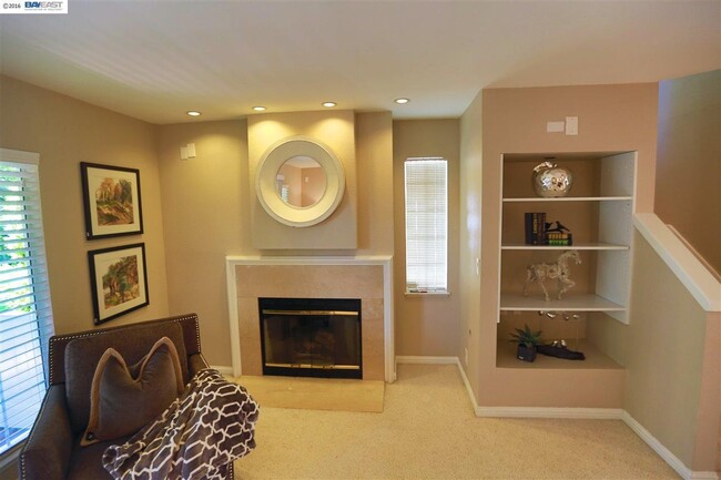 7734 Creekside Dr in Pleasanton, CA - Building Photo - Building Photo