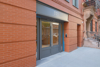 111 Charles in New York, NY - Building Photo - Building Photo