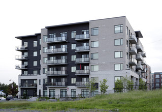 Celestia Condos in Ottawa, ON - Building Photo - Building Photo