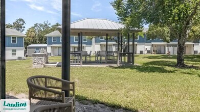 612 Bass Ct in Dunedin, FL - Building Photo - Building Photo