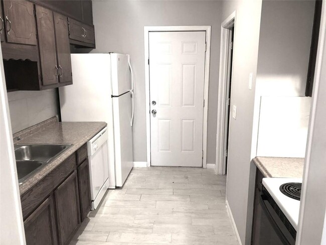 746 Jackson Park Ln NW in Suwanee, GA - Building Photo - Building Photo