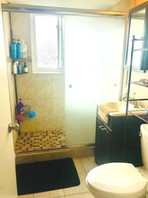 8557 Niles Center Rd in Skokie, IL - Building Photo - Building Photo