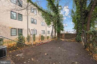 2000 Tatnall St in Wilmington, DE - Building Photo - Building Photo
