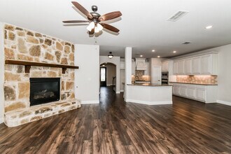 924 Honey Locust Dr in Rockwall, TX - Building Photo - Building Photo