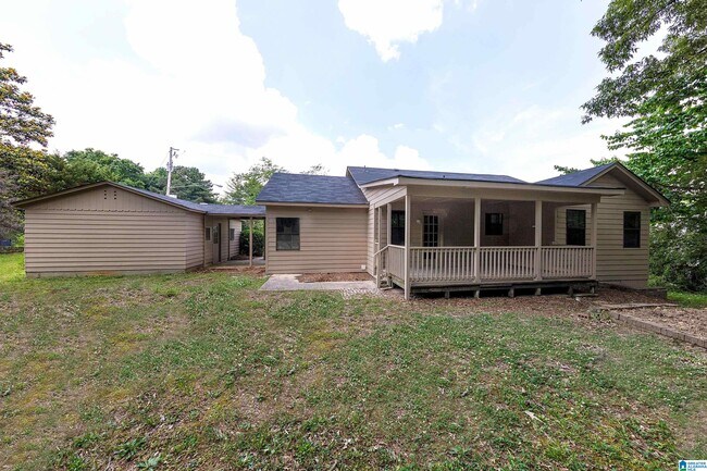 310 Willow Glen Dr photo'