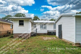 3813 Penny St SW in Huntsville, AL - Building Photo - Building Photo