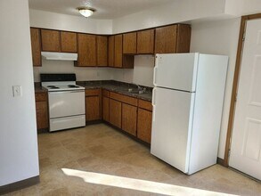 206 Harrison Ct in Baxter, IA - Building Photo - Building Photo