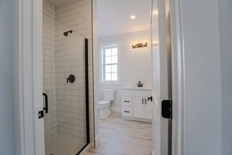 Marin Village in Brookfield, CT - Building Photo - Building Photo