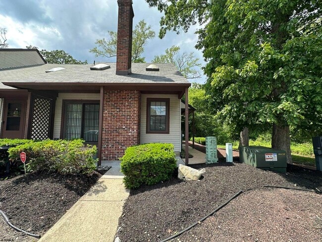 property at 1201 N Main St