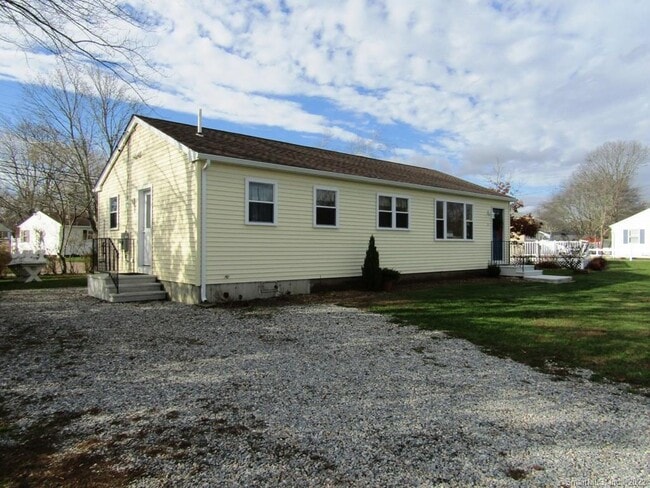 35 Flagler Ave in Old Lyme, CT - Building Photo - Building Photo