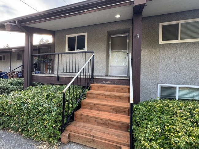 property at 2921 E 32nd Ave