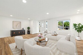 9104 Highland Ave SW in Lakewood, WA - Building Photo - Building Photo