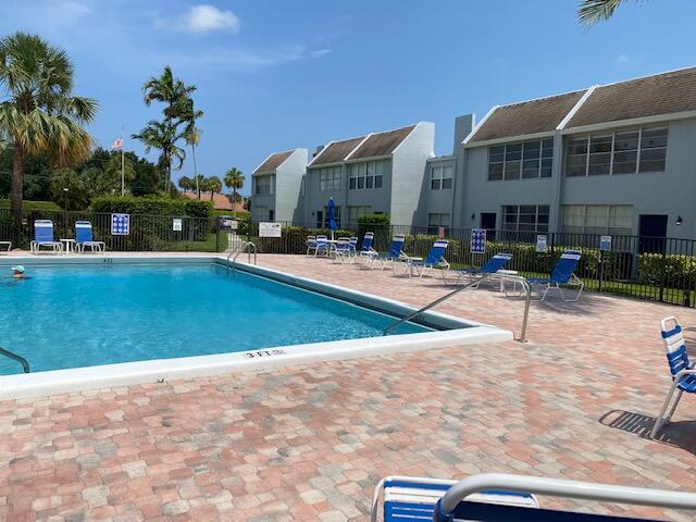 2860 SW 22nd Ave