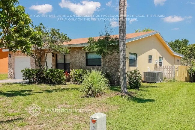 22816 SW 65th Way in Boca Raton, FL - Building Photo - Building Photo