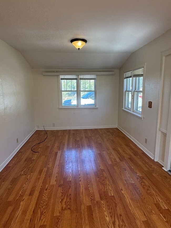 1001 Silverleaf Ave in Rapid City, SD - Building Photo - Building Photo