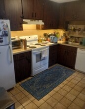 566 Washington St, Unit 1 in Boston, MA - Building Photo - Building Photo