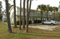 2511-2614 Laurie Ave in Panama City, FL - Foto de edificio - Building Photo