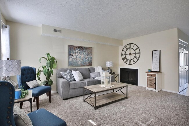 7376 Bride Water Blvd in Columbus, OH - Foto de edificio - Building Photo