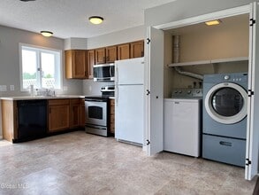 24 Reservoir Rd in Fort Edward, NY - Building Photo - Building Photo