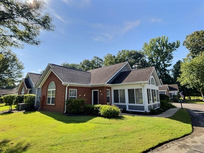 property at 1125 Oak Timber Cir