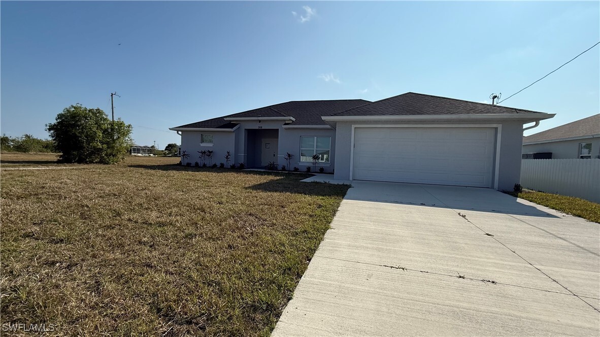 308 NW 11th Terrace in Cape Coral, FL - Building Photo