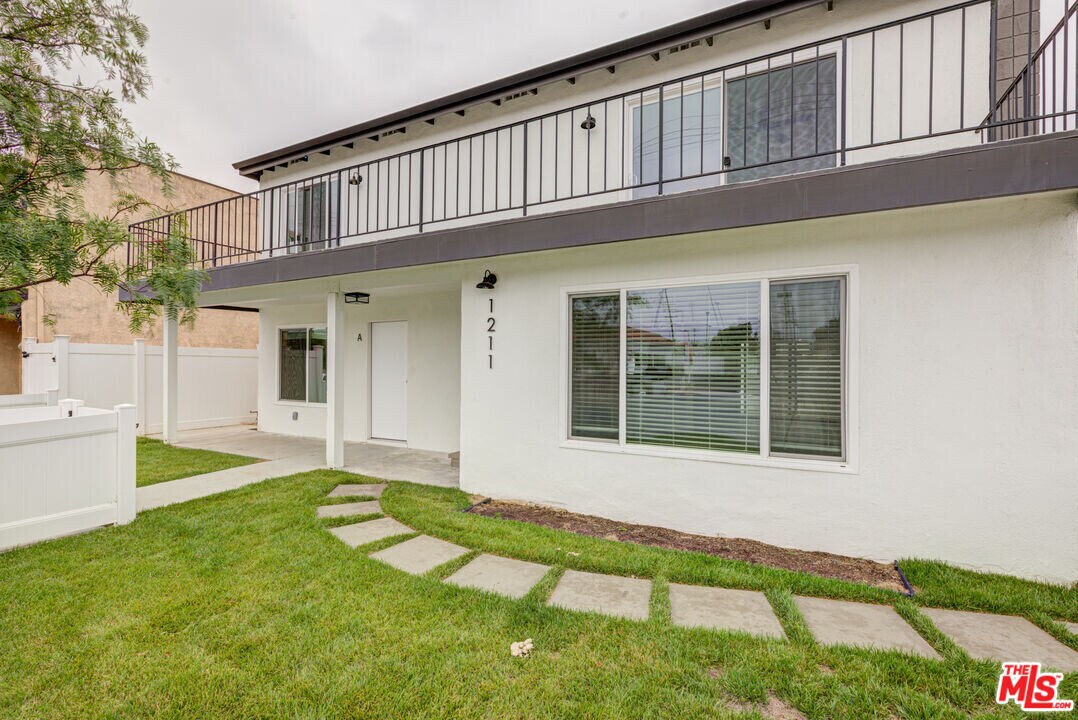 1211 Beryl St in Redondo Beach, CA - Foto de edificio