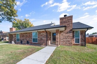 1108 Fairhaven Dr in Mansfield, TX - Building Photo - Building Photo