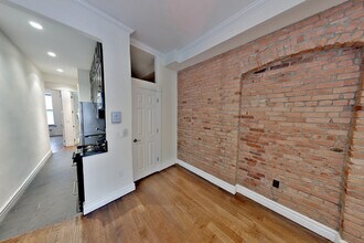 424 W 51st St in New York, NY - Building Photo - Building Photo