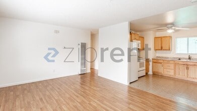 12 Post St in Petaluma, CA - Building Photo - Building Photo