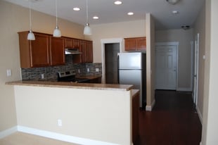 412 Sunrise Ct in Sidney, MT - Building Photo