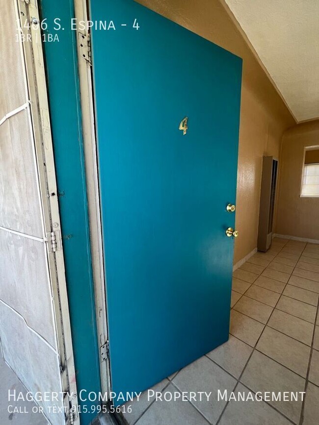 1406 S Espina St in Las Cruces, NM - Foto de edificio - Building Photo