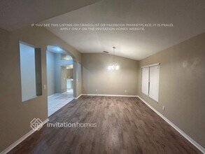 407 Sand Ridge Dr in Valrico, FL - Building Photo - Building Photo