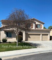30952 Snowberry Ln in Murrieta, CA - Building Photo