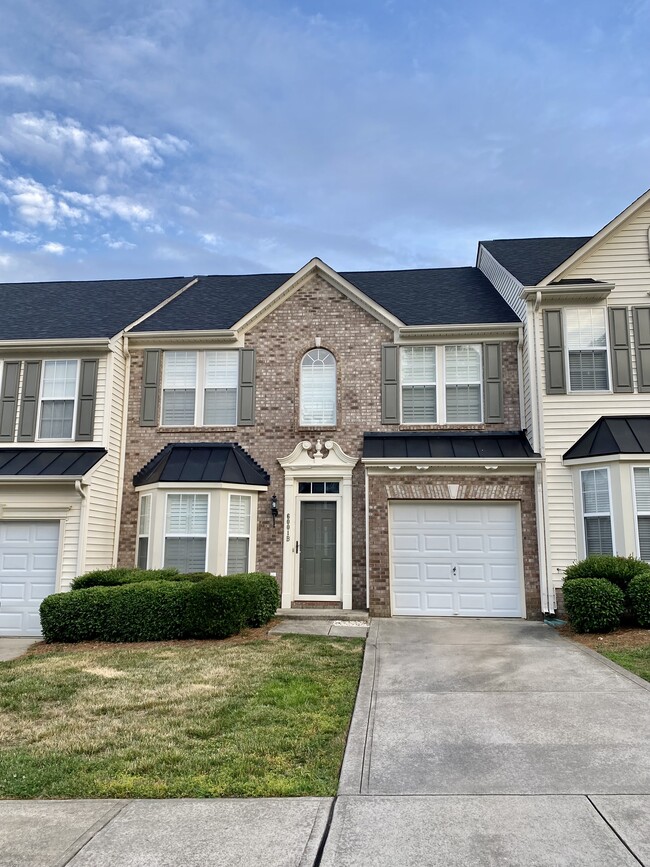 property at 6001 Boathouse Ln