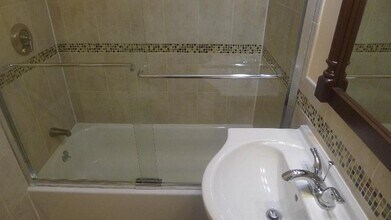 63 I St, Unit 1 in Boston, MA - Building Photo - Building Photo