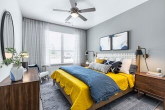 The Warner in Round Rock, TX - Foto de edificio - Building Photo