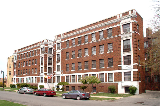 Merton Apartments in Detroit, MI - Building Photo - Building Photo