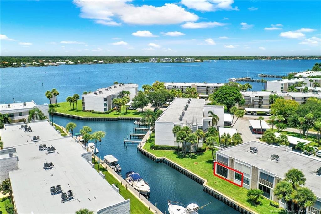1950 SW Palm City Rd in Stuart, FL - Building Photo