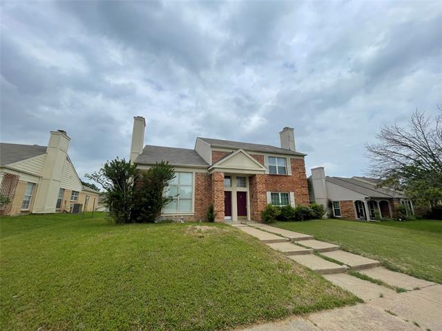 property at 2224 Forestbrook Dr