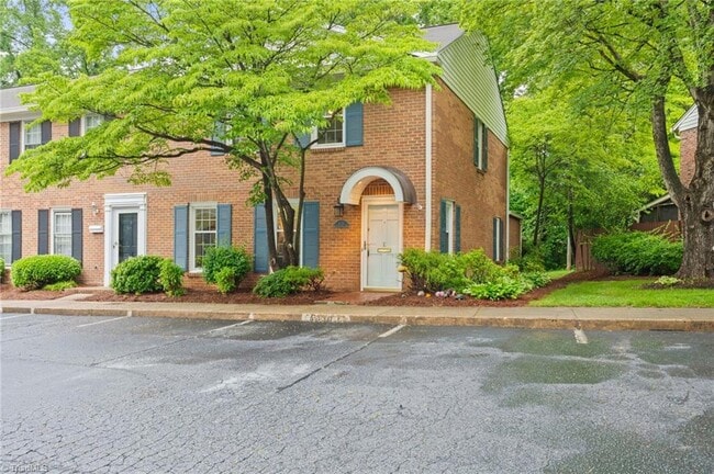 property at 4030 Huntingreen Ln NW
