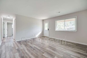 9609 Helmsley Way in Cincinnati, OH - Building Photo - Building Photo