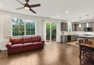 2040 Sycamore Grove Ln in Roseville, CA - Building Photo - Building Photo