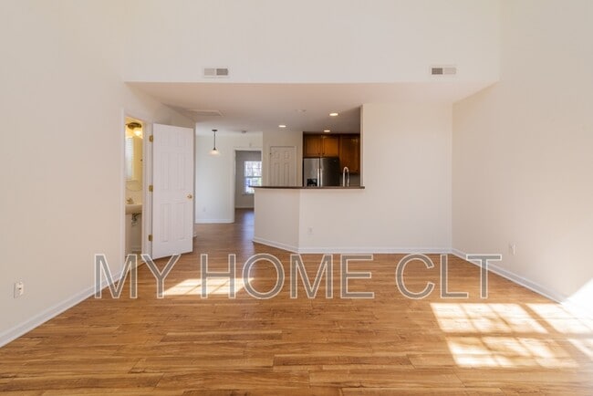 18457 Streamline Ct in Cornelius, NC - Building Photo - Building Photo