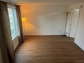 368 Grover Cleveland Hwy in Buffalo, NY - Building Photo - Building Photo