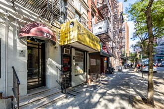312 E 93rd St in New York, NY - Building Photo - Building Photo