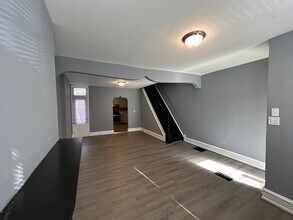 2519 W Gordon St in Philadelphia, PA - Building Photo - Building Photo