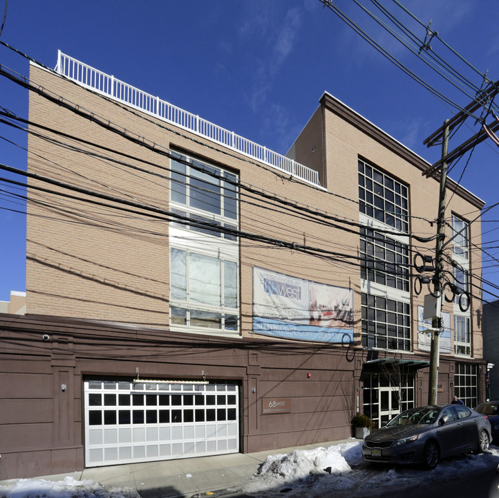 422-430 68th St in Guttenberg, NJ - Building Photo