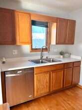 10956 S 76th Ave in Palos Hills, IL - Building Photo - Building Photo