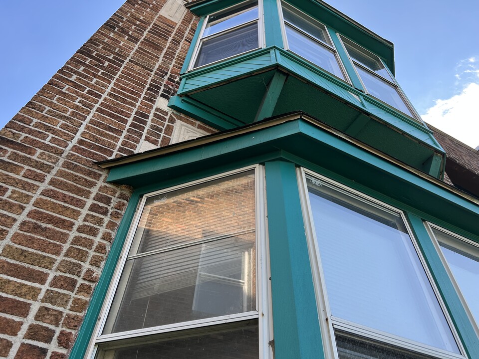 45 W Fall Creek Pkwy S Dr, Unit FC04 in Indianapolis, IN - Foto de edificio